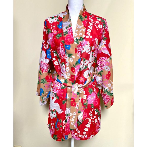 ♦️SOLD♦️Floral Open Kimono Red and Pink - Picture 15 of 15